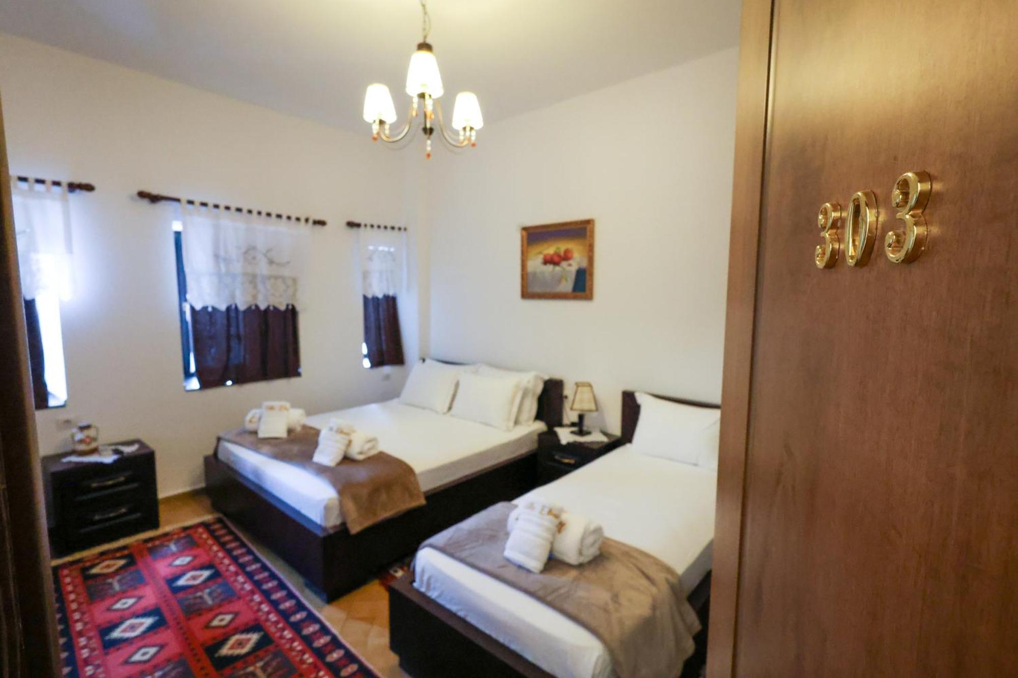 Villa Elmar Berat Zewnętrze zdjęcie